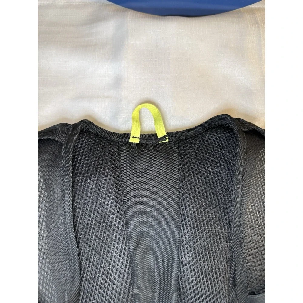 Ozark Trail Pearson Creek 2 Liter Hydration Backpack‎ Gray And Black Reflective